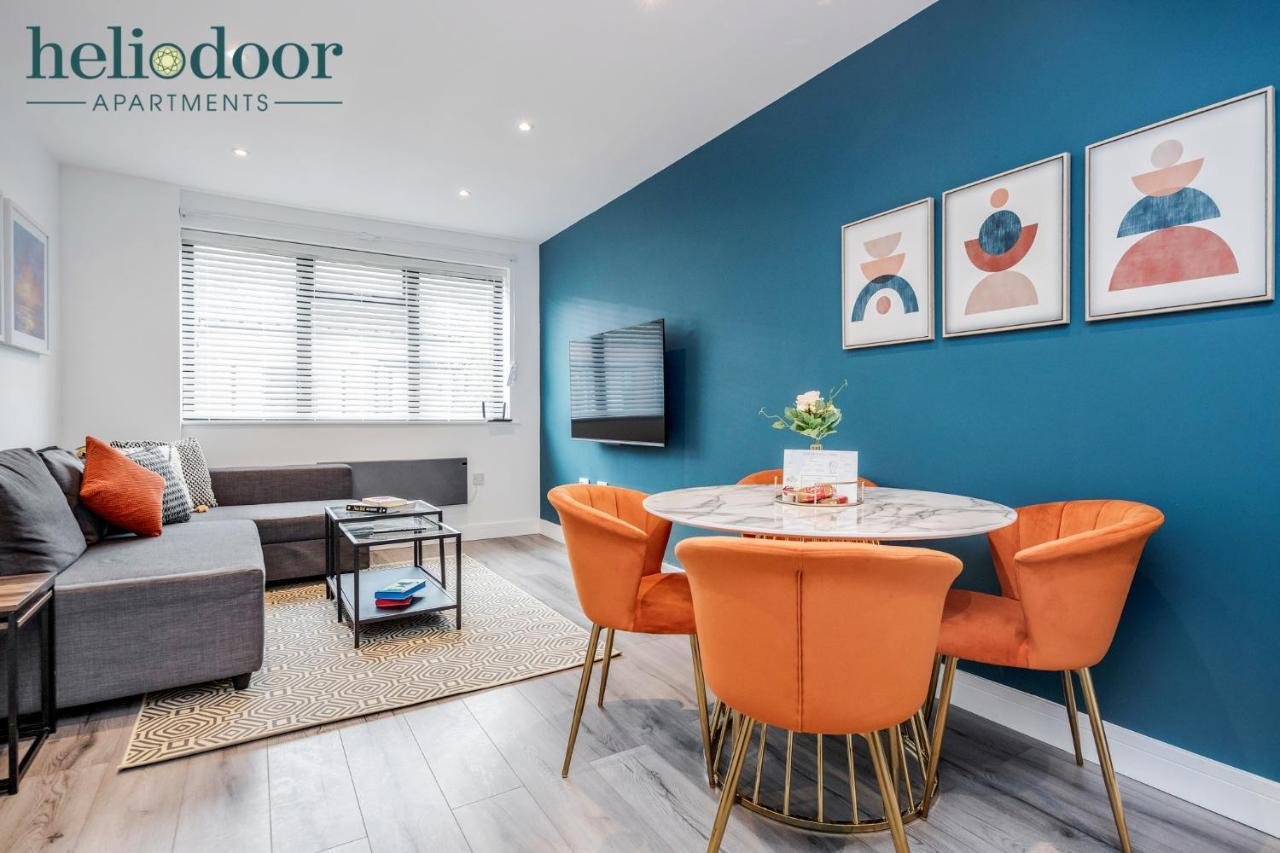 Milton Keynes Apartments, Sleeps Up To 5, Free Parking, Free Wifi & Movies, 7 Mins Drive To Milton Keynes Central Station For Direct Trains To London & The North Exterior photo
