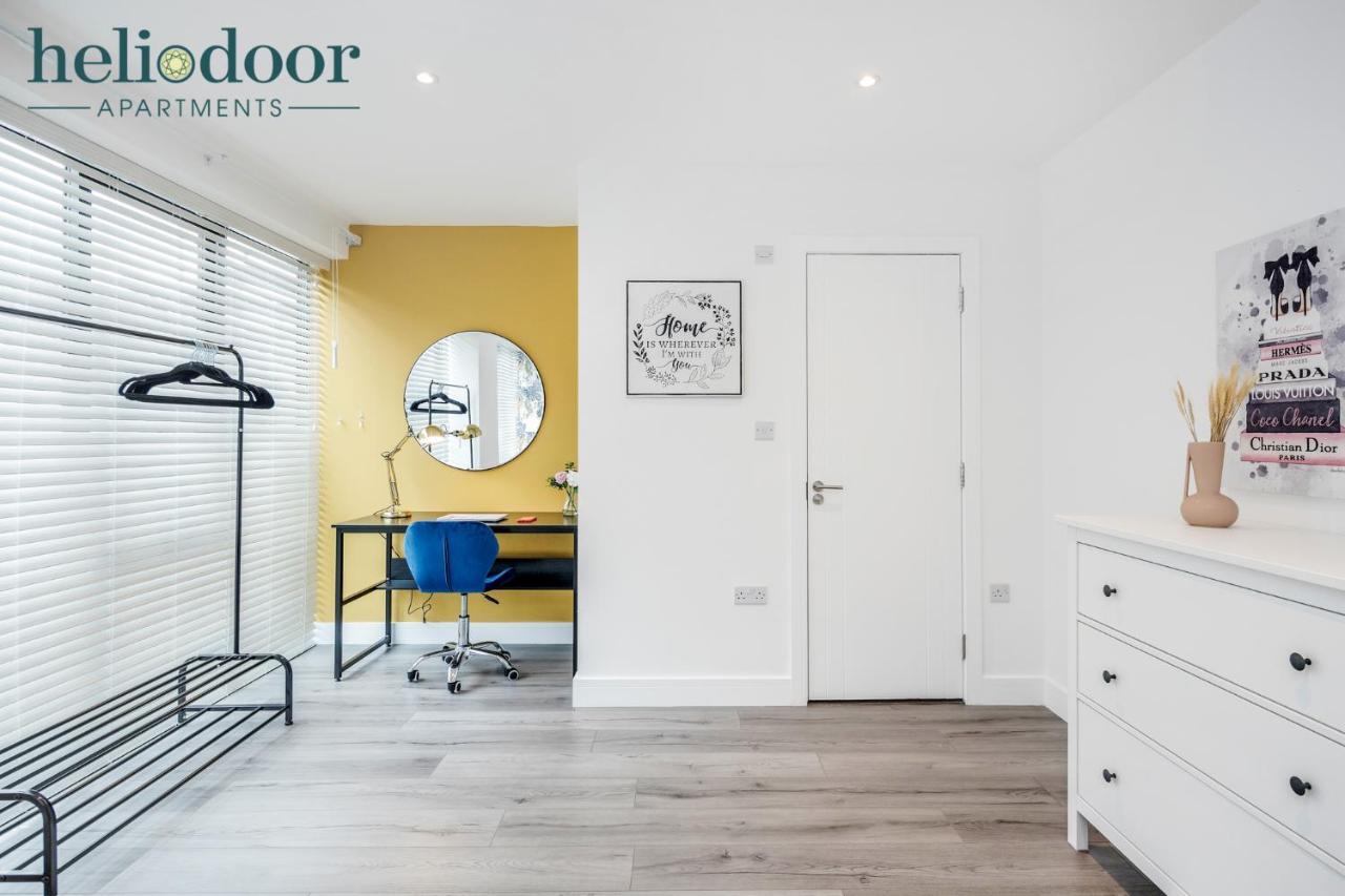 Milton Keynes Apartments, Sleeps Up To 5, Free Parking, Free Wifi & Movies, 7 Mins Drive To Milton Keynes Central Station For Direct Trains To London & The North Exterior photo