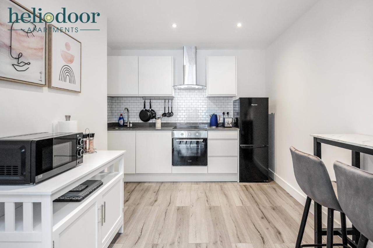 Milton Keynes Apartments, Sleeps Up To 5, Free Parking, Free Wifi & Movies, 7 Mins Drive To Milton Keynes Central Station For Direct Trains To London & The North Exterior photo