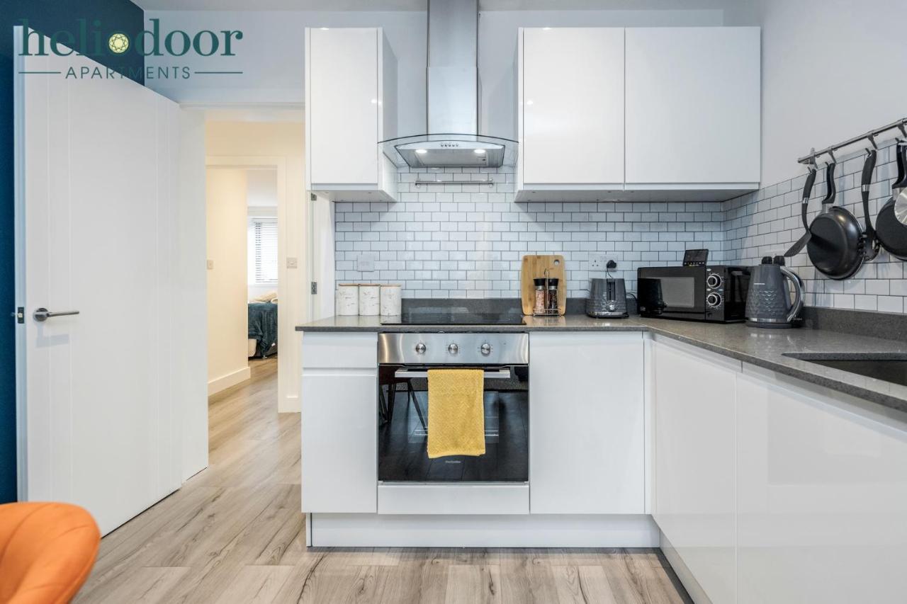 Milton Keynes Apartments, Sleeps Up To 5, Free Parking, Free Wifi & Movies, 7 Mins Drive To Milton Keynes Central Station For Direct Trains To London & The North Exterior photo