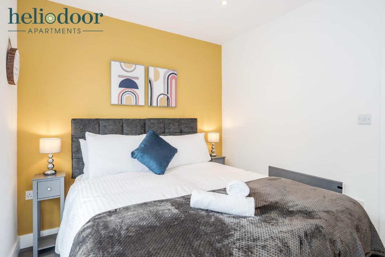 Milton Keynes Apartments, Sleeps Up To 5, Free Parking, Free Wifi & Movies, 7 Mins Drive To Milton Keynes Central Station For Direct Trains To London & The North Exterior photo