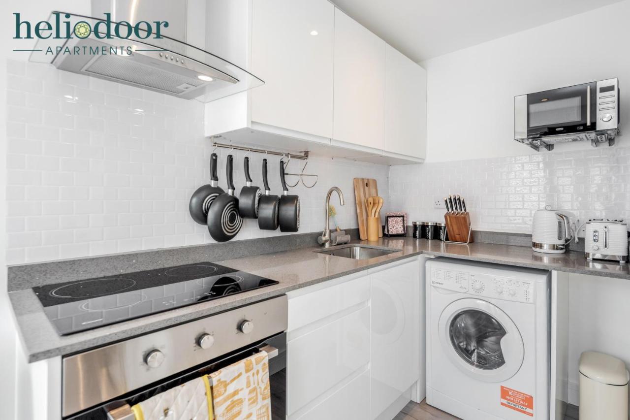 Milton Keynes Apartments, Sleeps Up To 5, Free Parking, Free Wifi & Movies, 7 Mins Drive To Milton Keynes Central Station For Direct Trains To London & The North Exterior photo