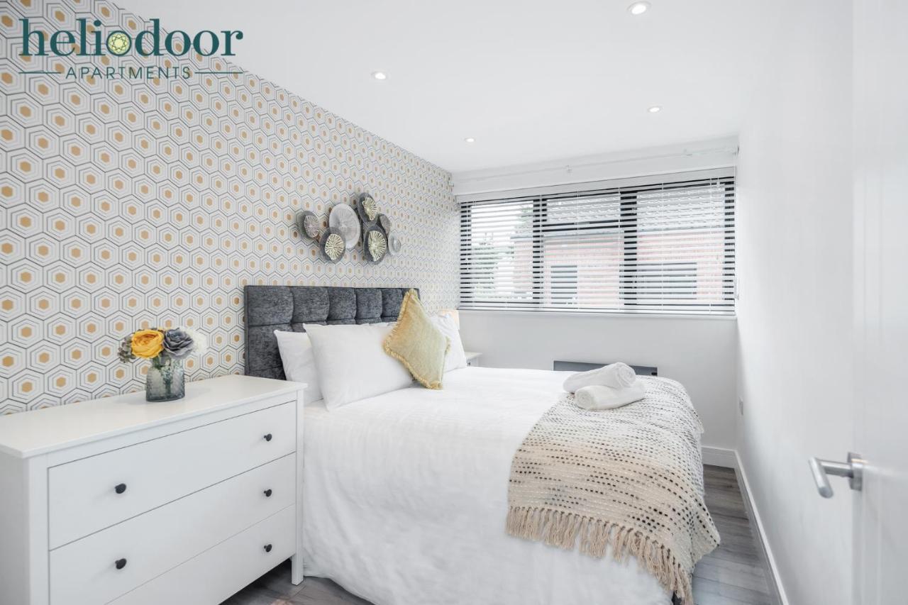 Milton Keynes Apartments, Sleeps Up To 5, Free Parking, Free Wifi & Movies, 7 Mins Drive To Milton Keynes Central Station For Direct Trains To London & The North Exterior photo