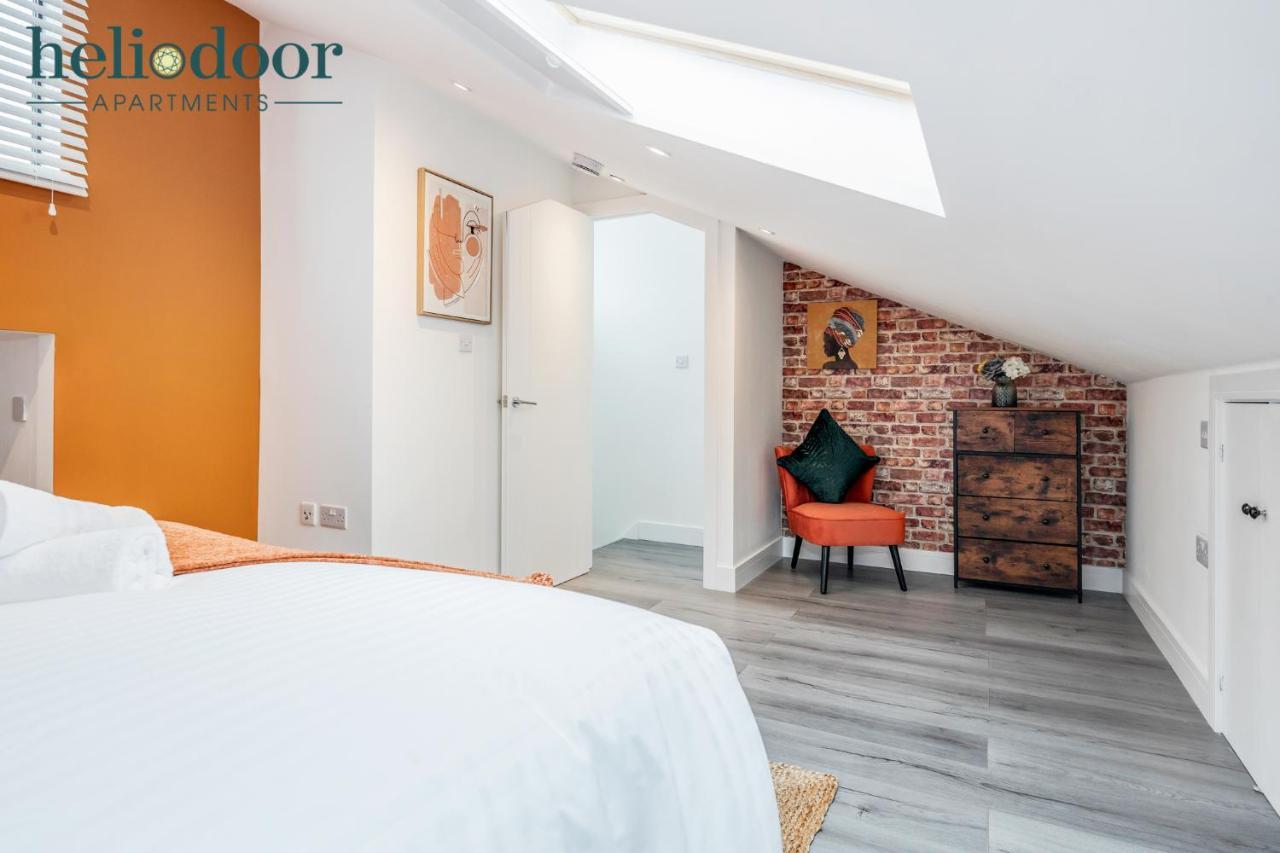 Milton Keynes Apartments, Sleeps Up To 5, Free Parking, Free Wifi & Movies, 7 Mins Drive To Milton Keynes Central Station For Direct Trains To London & The North Exterior photo